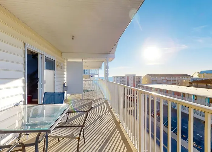 Well-located With Partial Ocean Views Private Balcony Washer & Dryer Ac * Ocean City