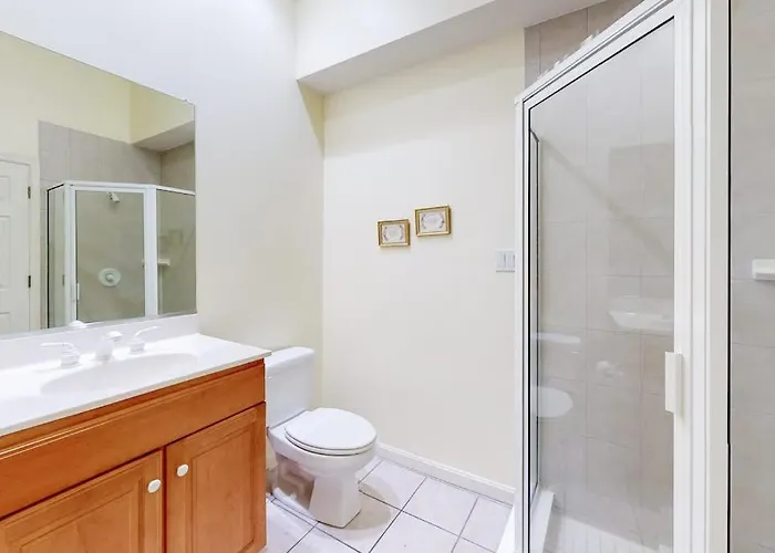 Well-located With Partial Ocean Views Private Balcony Washer & Dryer Ac Holiday home Ocean City
