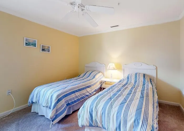 Holiday home Well-located With Partial Ocean Views Private Balcony Washer & Dryer Ac Ocean City